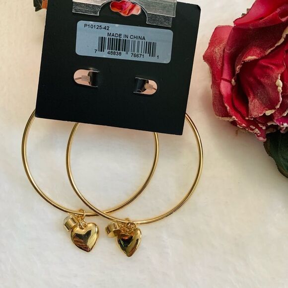 NEW JUICY COUTURE HOOPS - Picture 5 of 5